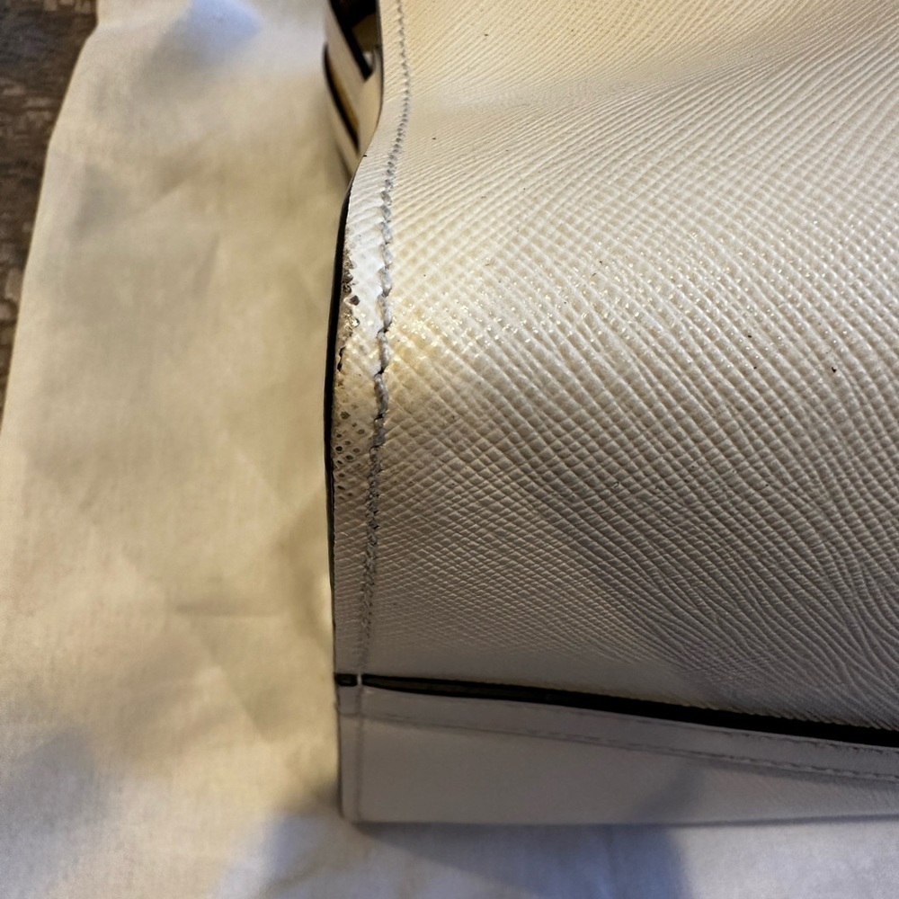Prada handbag - Picture 12 of 16